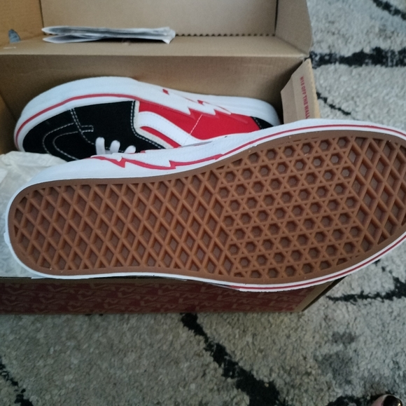 Vans Hightops - Picture 2 of 2